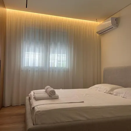 Sophie Apartmán Tirana