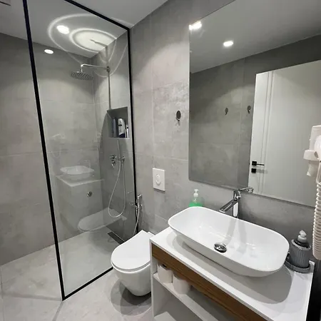 Sophie Apartmán Tirana